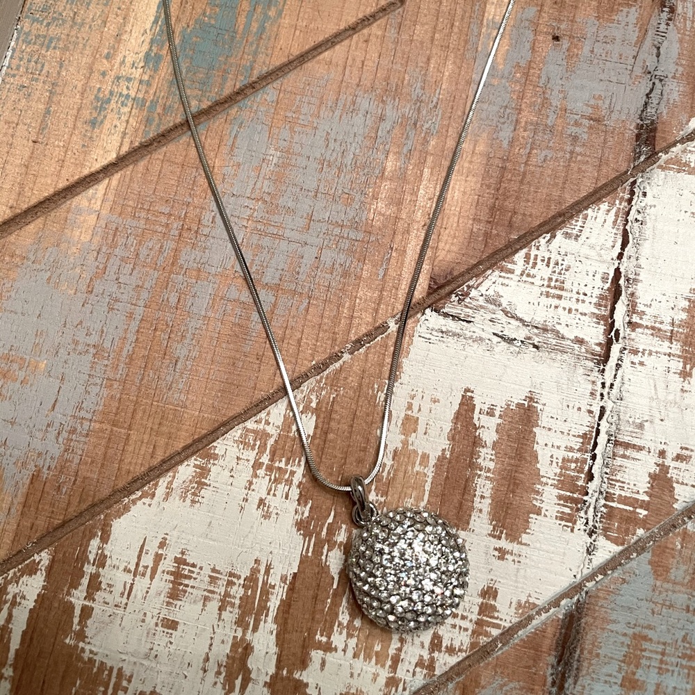 Dressy necklace